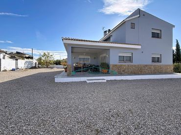 Villa con giardino in vendita a Pedralba