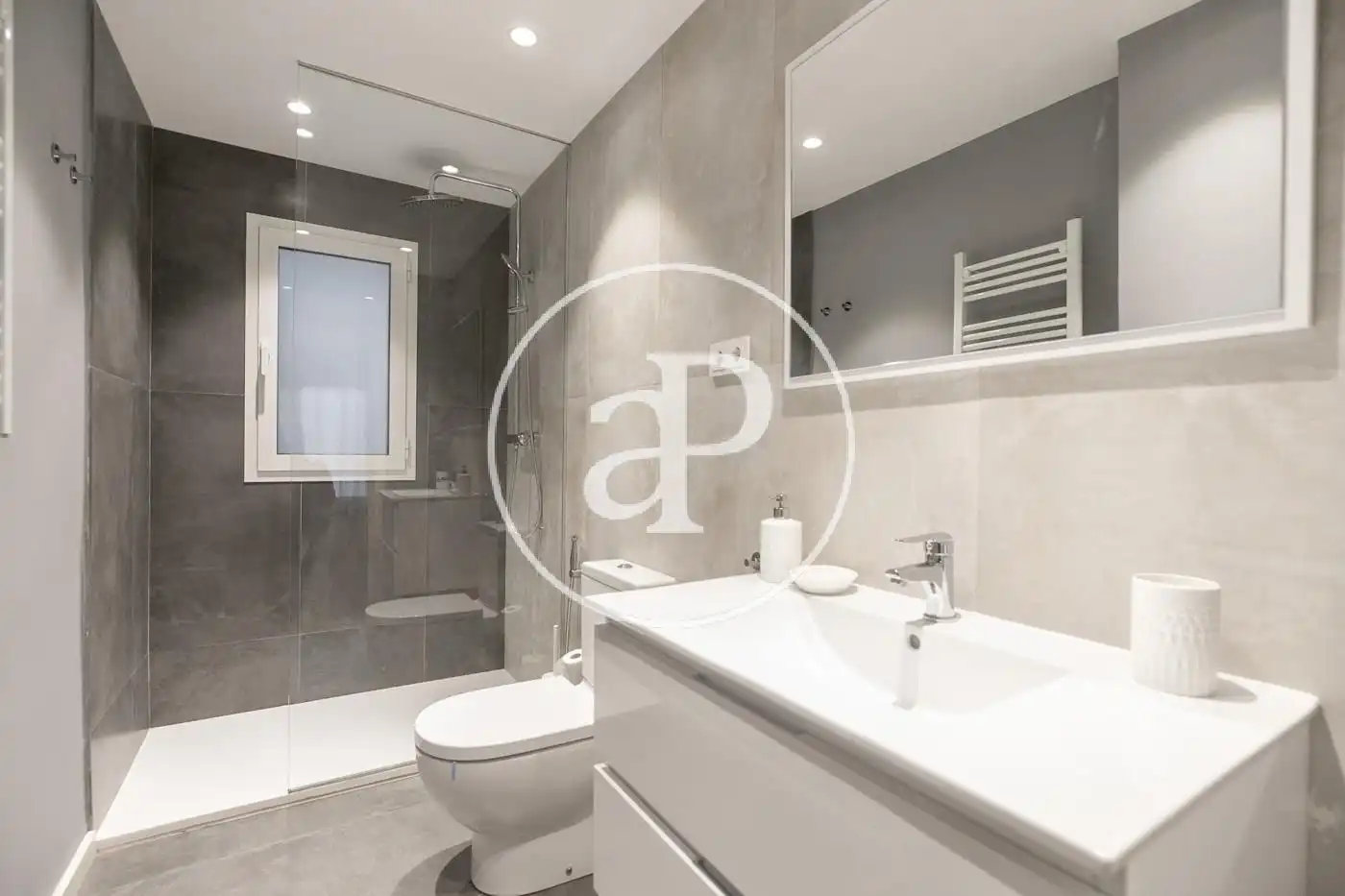 Flat for rent in Corsega, La Nova Esquerra de l'Eixample