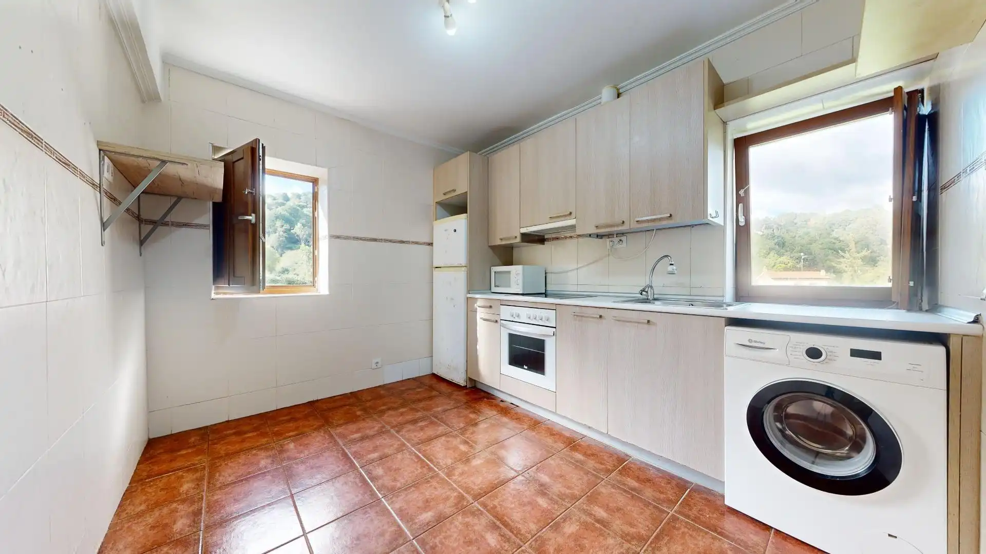 Kitchen of Houses for sale in Abanto y Ciérvana-Abanto Zierbena  with Heating