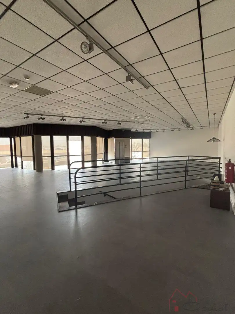 Industrial buildings for rent in Silla