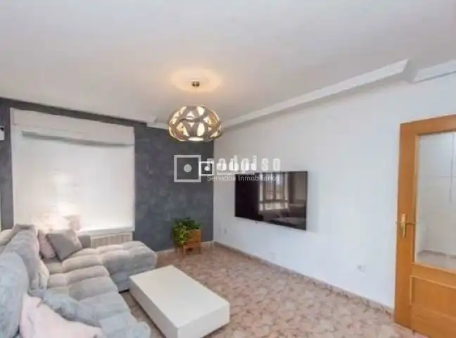 Living room of Flat for sale in Pinto  with Heating, Terrace and Alarm