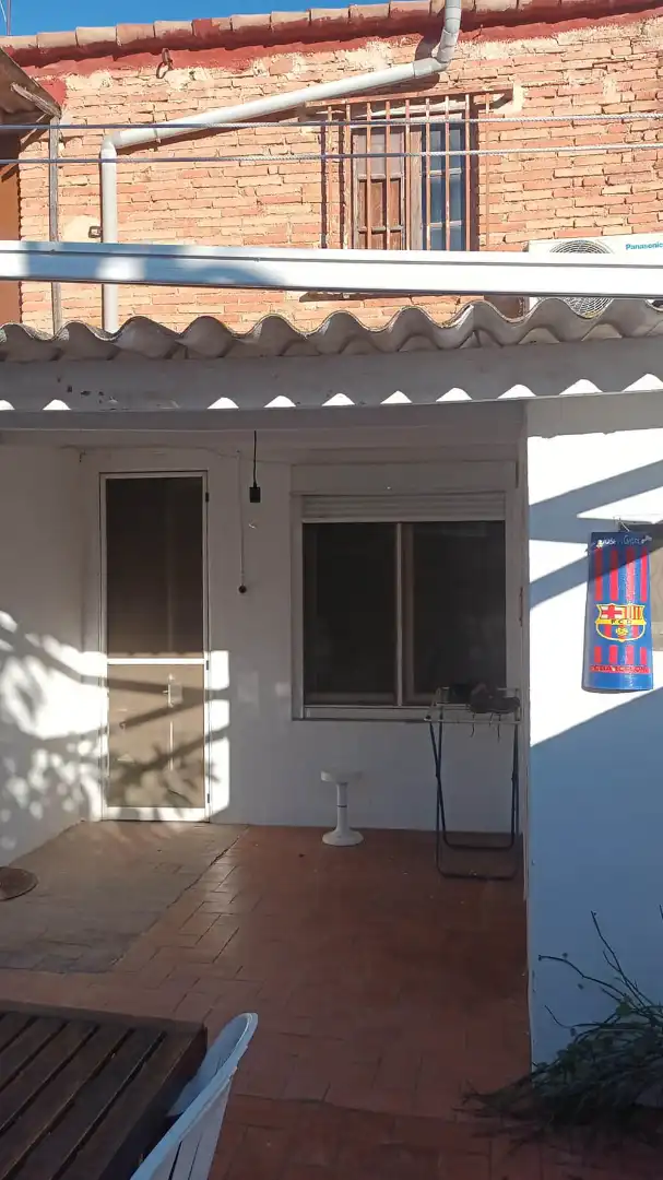 Vista exterior de Casa adosada en venda en La Pobla de Mafumet amb Jardí privat, Terrassa i Traster