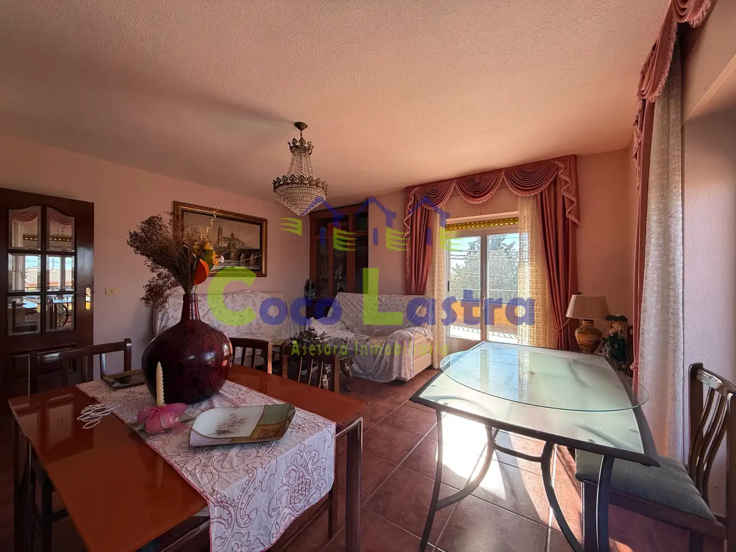 Sala de estar de Casa o chalet en venta en Arapiles con Calefacción, Terraza y Horno