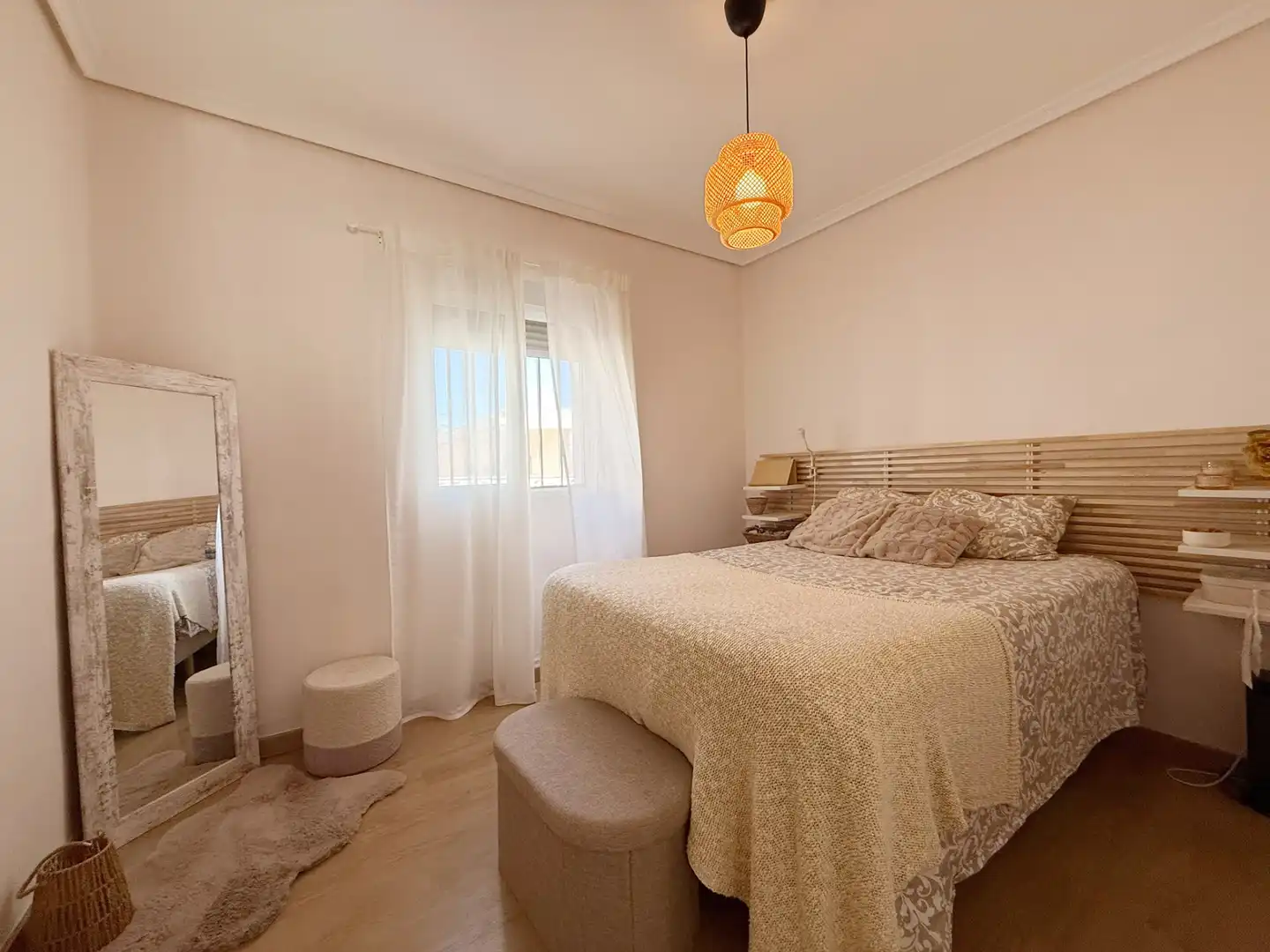 Dormitori de Casa o xalet de lloguer en Godelleta amb Calefacció, Jardí privat i Terrassa