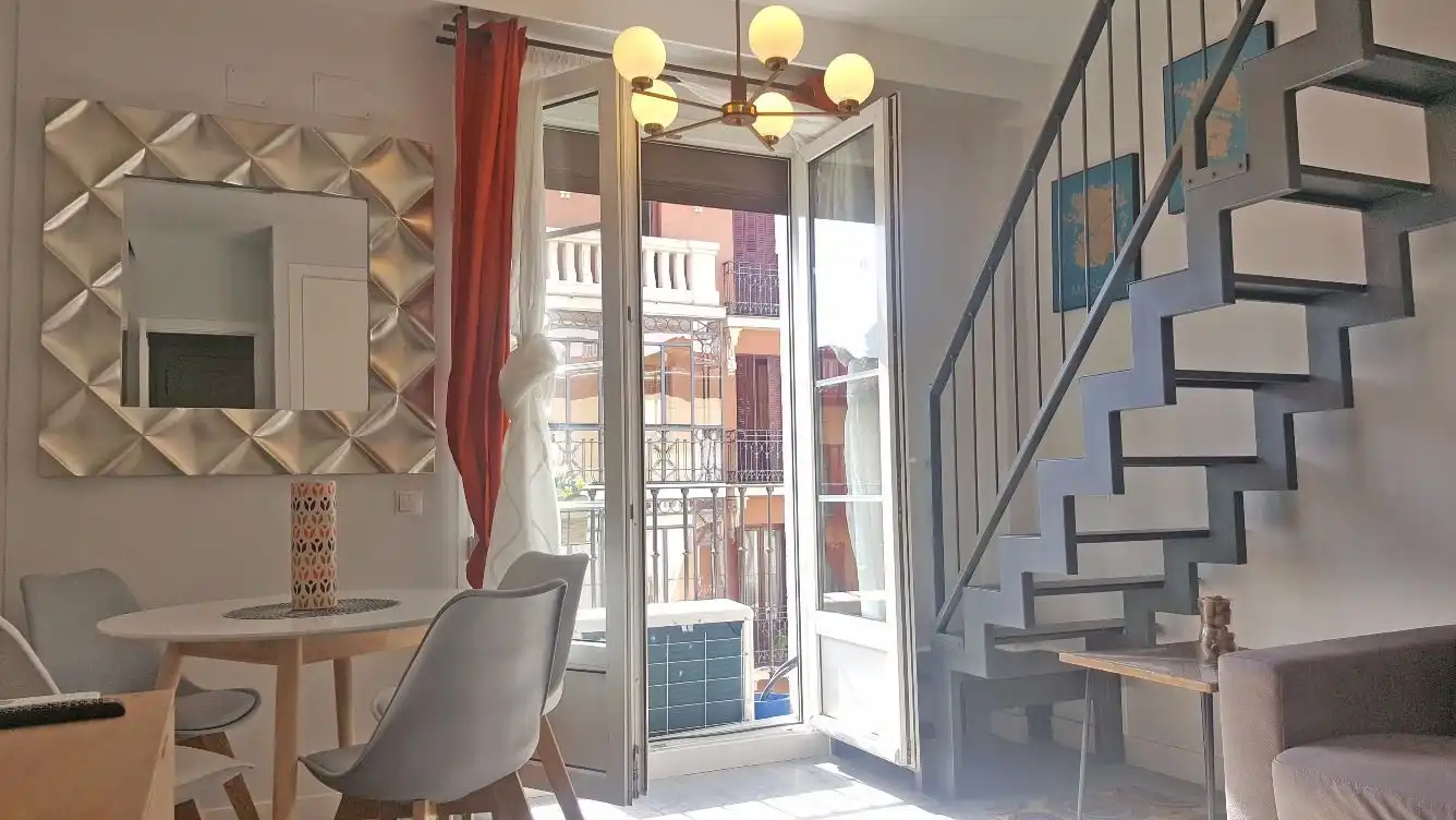 Terraza de Ático de alquiler en Madrid con Aire acondicionado, Calefacción y Amueblado