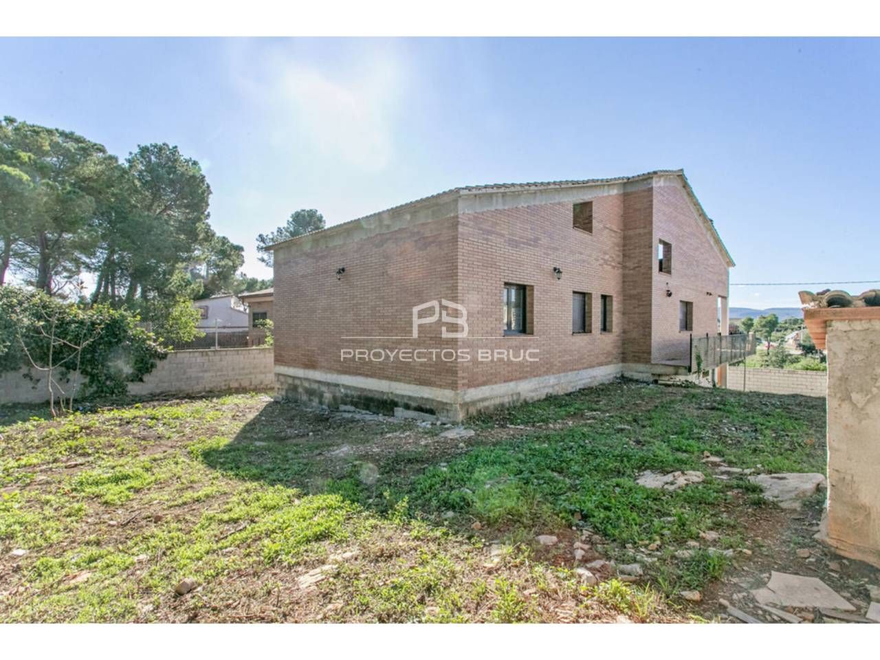 Vista exterior de Casa o chalet en venta en La Torre de Claramunt con Terraza