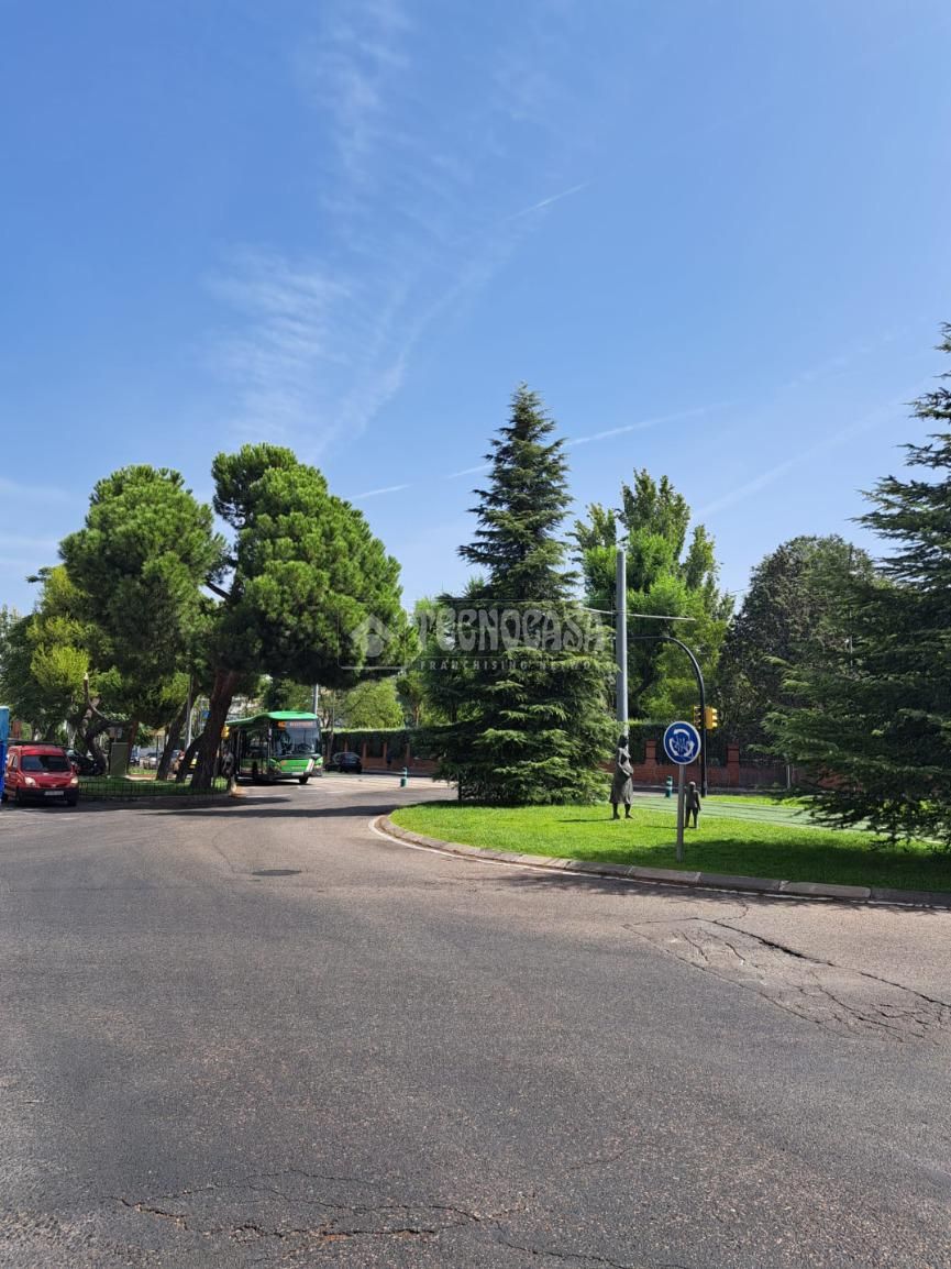 Exterior view of Flat for sale in Parla  with Air Conditioner and Terrace