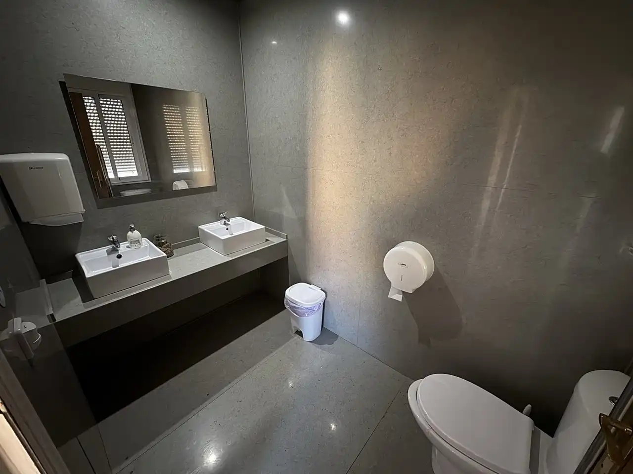 Badezimmer von Geschaftsraum zum Verkauf in Arboleas mit Klimaanlage
