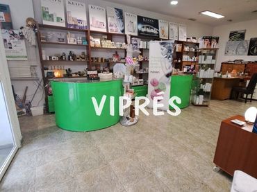 Local comercial en venda a Casco Antiguo