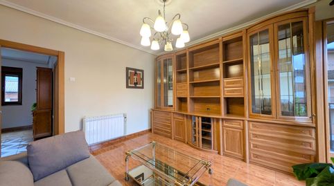 Foto 3 de Piso en venta en Calle de las Nieves, San Martín del Rey Aurelio, Asturias