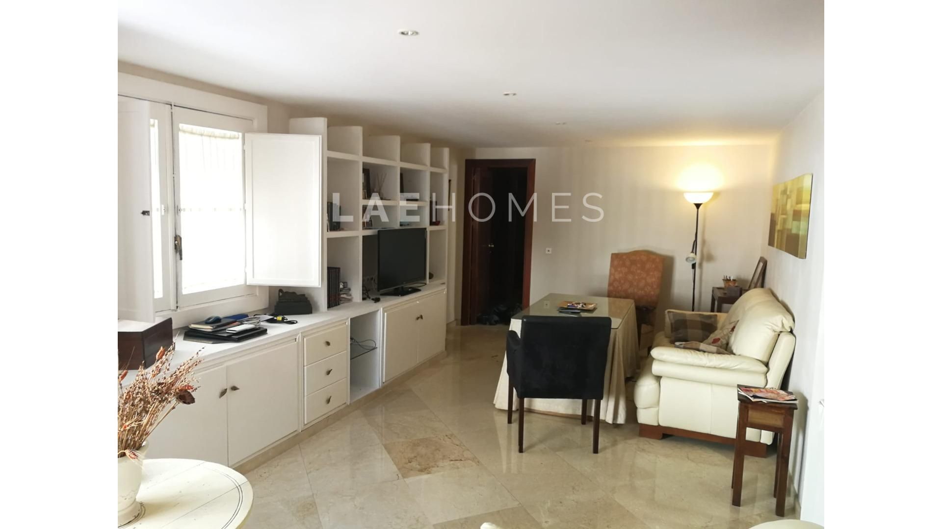 Living room of Flat for sale in  Sevilla Capital  with Air Conditioner