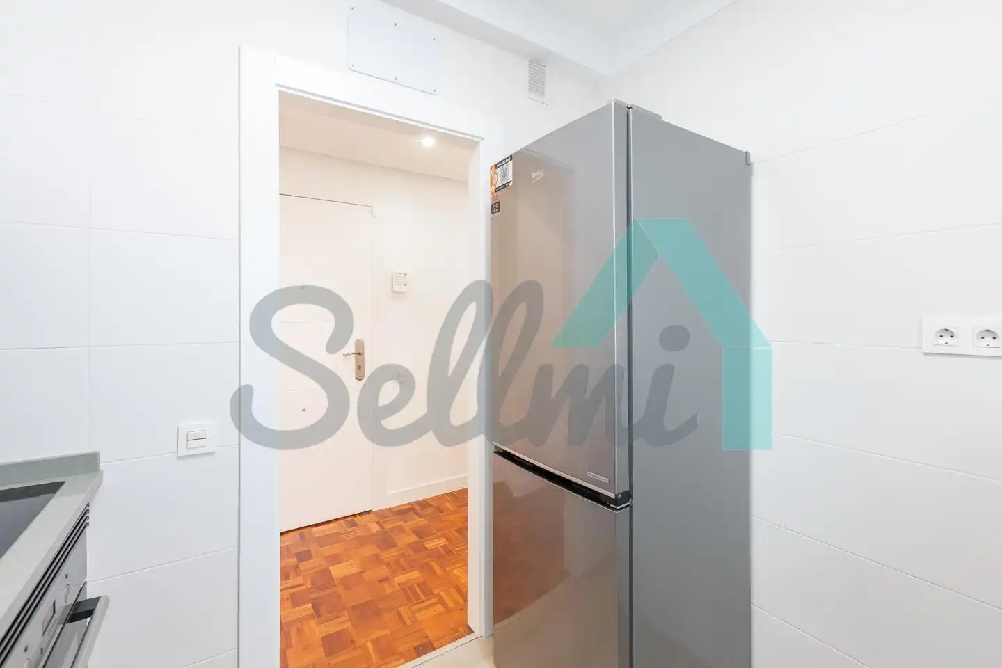 Cocina de Piso para compartir en Oviedo  con Calefacción, Parquet y Amueblado