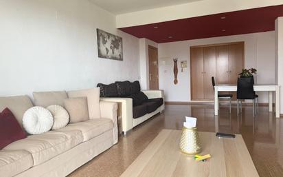 Living room of Flat for sale in Paterna  with Air Conditioner and Terrace