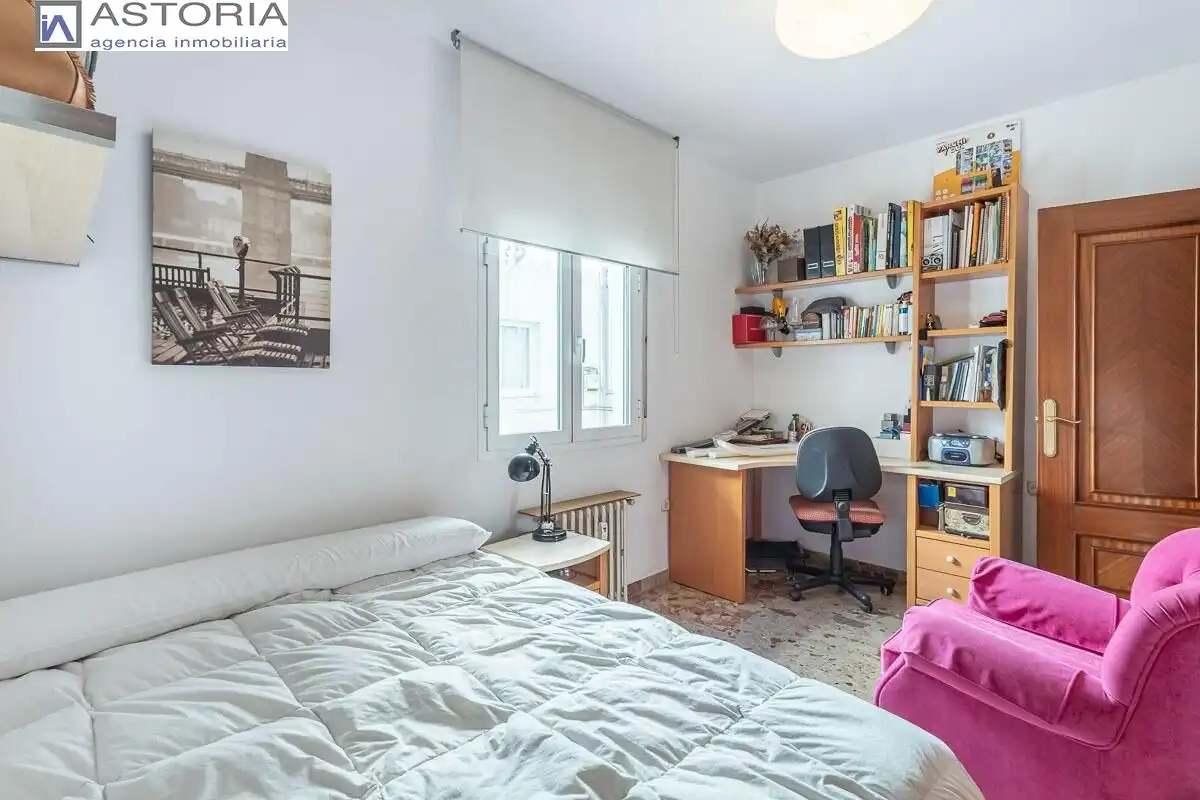 Appartamento con terrazza in vendita a Calle ANGEL BARRIOS, imagen 18