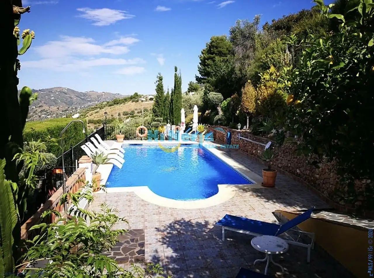 Casa con piscina en venta en Frigiliana, imagen 5