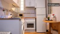 Kitchen of Flat to rent in  Madrid Capital  with Air Conditioner and Balcony