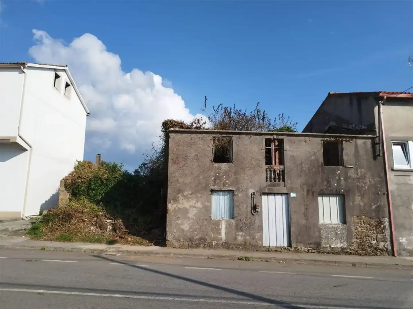 Vista exterior de Casa o xalet en venda en Carballo, A Coruña