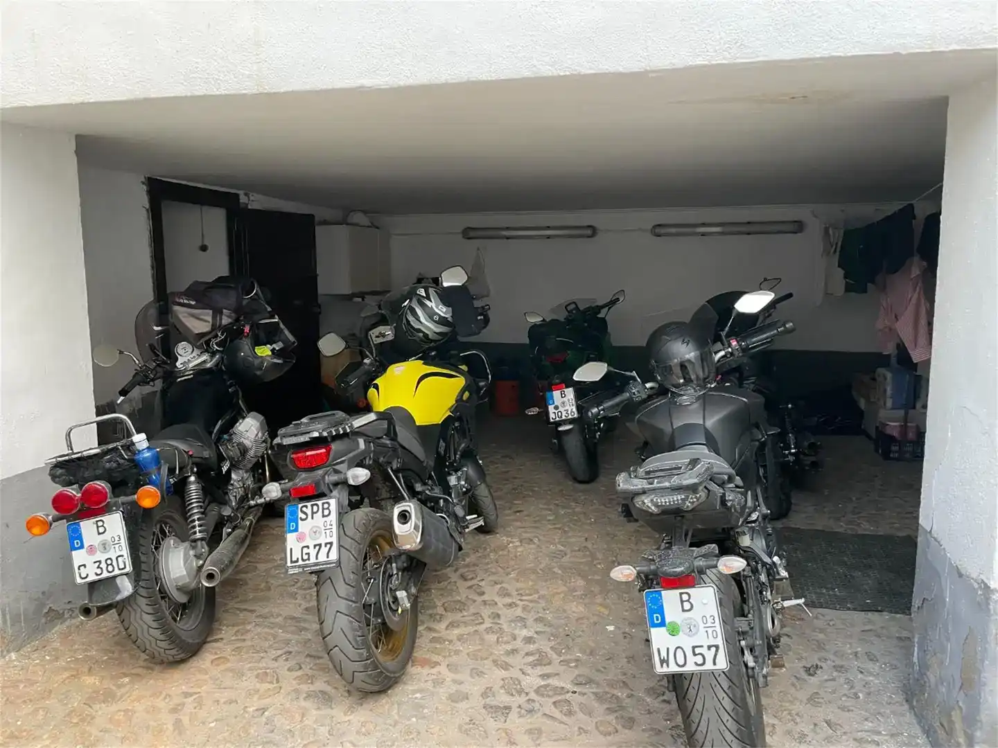 Aparcament de Pis en venda en Guadix amb Aire condicionat, Traster i Balcó