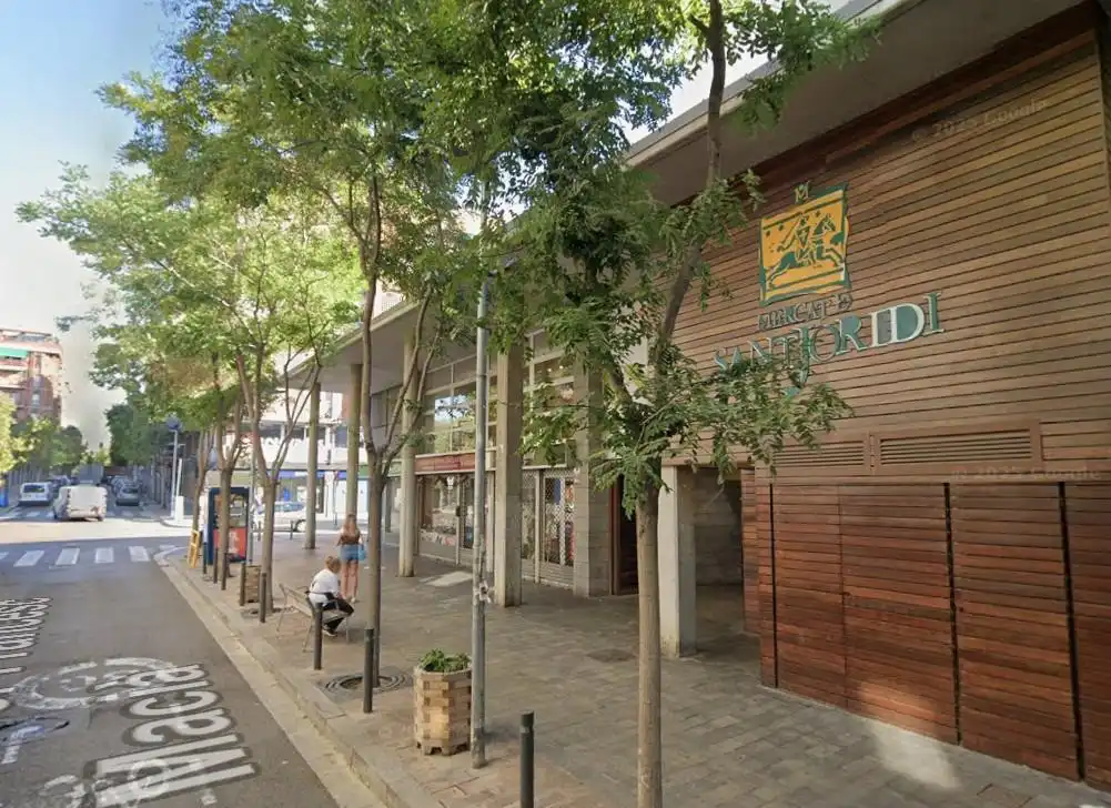 Local comercial en venda a Vinyets - Molí Vell