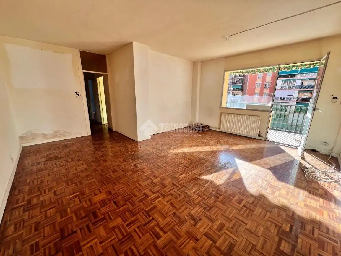 Wohnung mit Aufzug zum Verkauf in Barrio Venecia - Nueva Alcalá, imagen 6