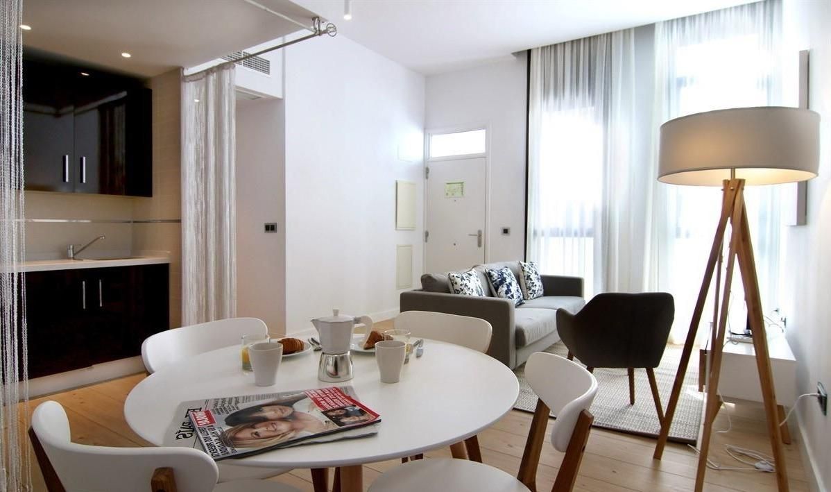 Living room of Flat to rent in Vitoria - Gasteiz  with Air Conditioner, Heating and Parquet flooring