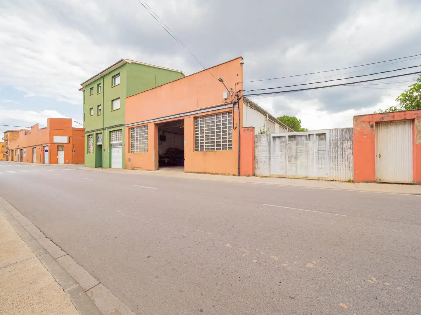 Nau industrial en venda a Manlleu, imagen 2