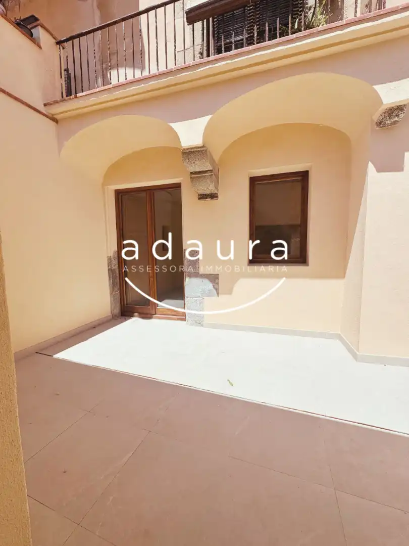Exterior view of Ground floor for rent in Mataró  with Air Conditioner, Heating and Terrace
