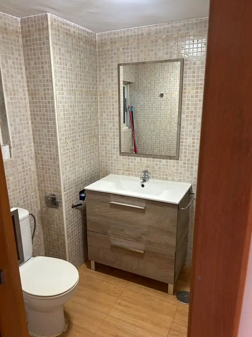 Bathroom of Study for rent in Alicante / Alacant  with Air Conditioner