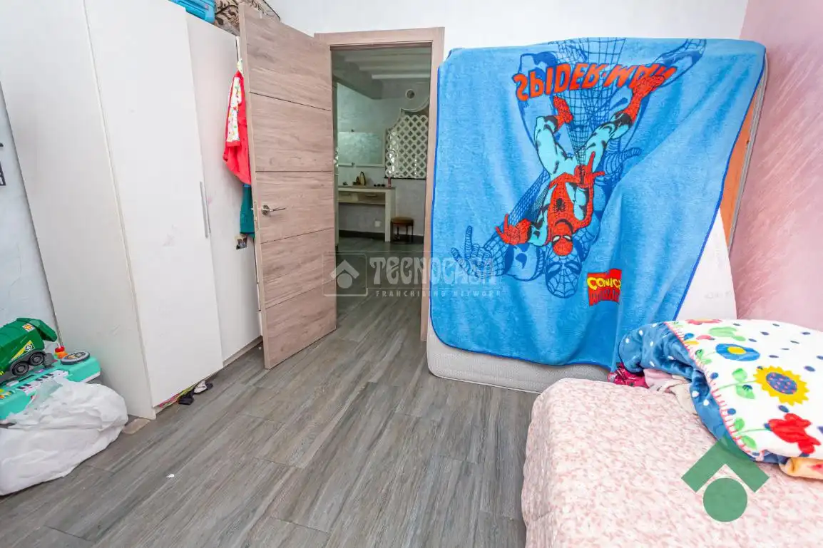 Bedroom of Flat for sale in Algeciras  with Terrace