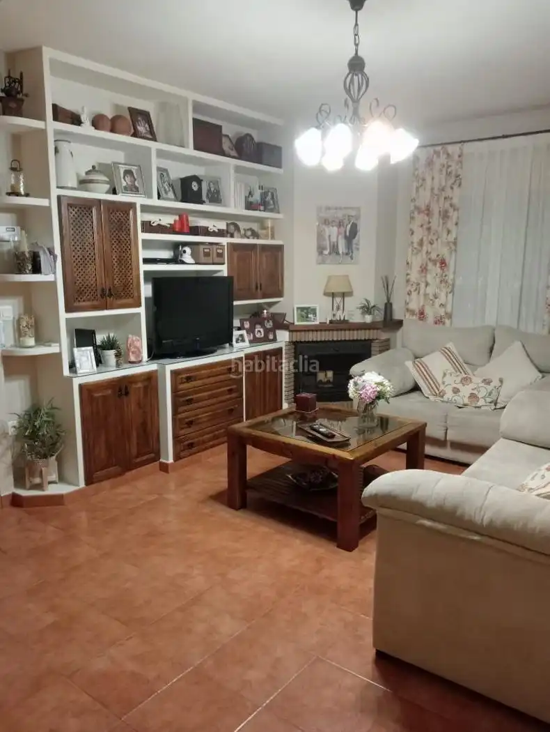 Maison à vendre à Avenida de los Reyes Católicos 59