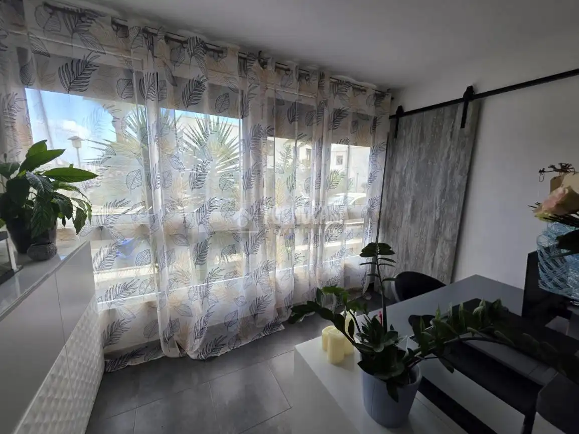 Sala de estar de Piso en venta en Tías con Aire acondicionado y Amueblado