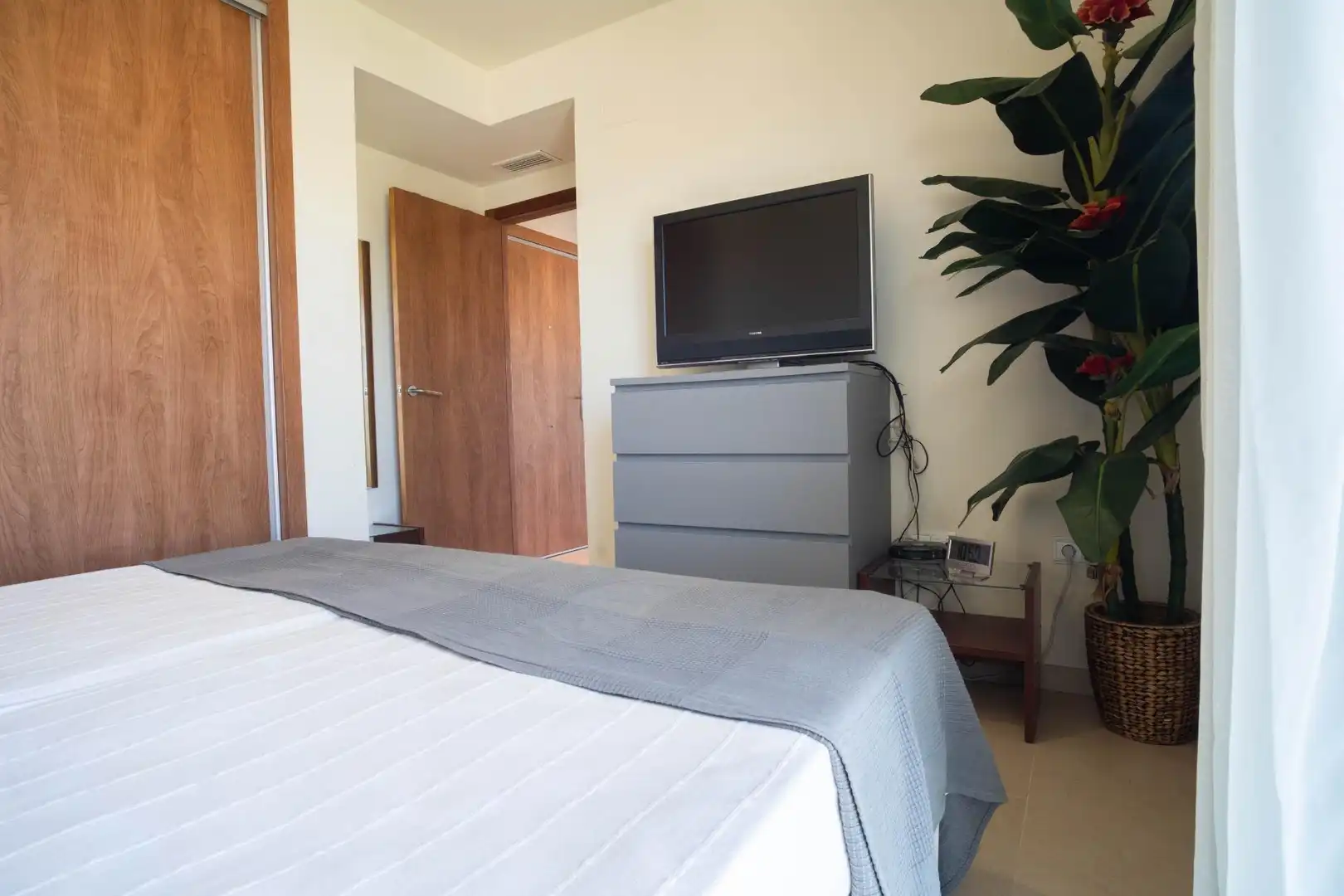 Bedroom of Apartments for sale in Oropesa del Mar / Orpesa  with Air Conditioner, Private garden and Terrace