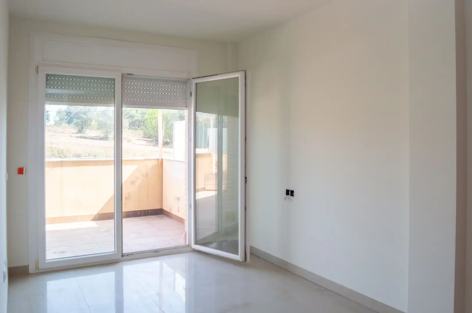 Flat for sale in Llagostera  with Air Conditioner, Terrace and Community pool