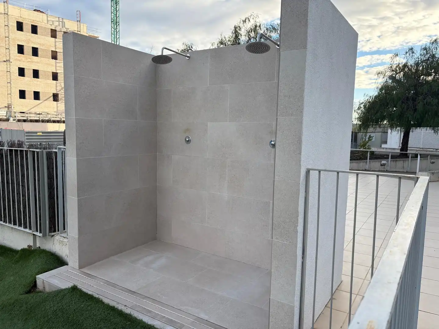 Bany de Pis en venda en Sabadell amb Piscina i Balcó