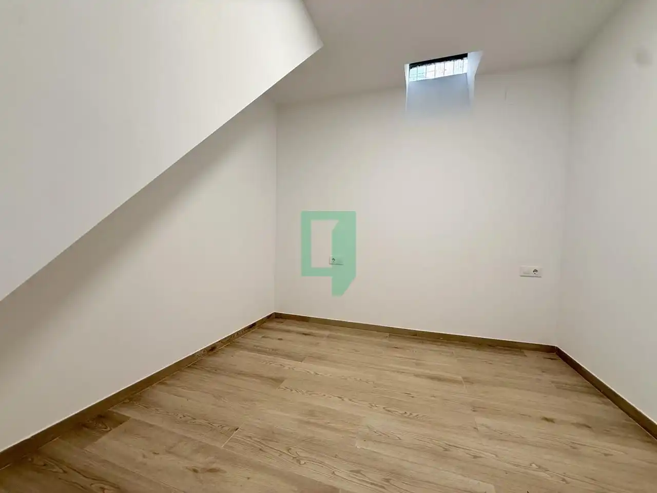 Dúplex en venta en Badalona con Parquet y Alarma