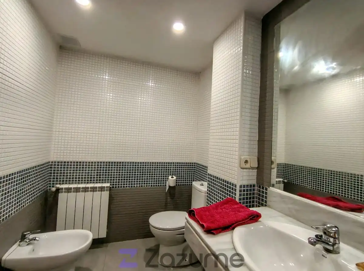 Bathroom of Flat for rent in Recas, Toledo