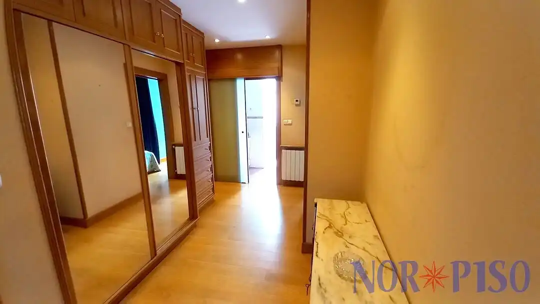 Schlafzimmer von Wohnung zum Verkauf in Bilbao  mit Heizung und Balkon