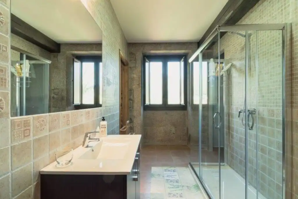 Baño de Casa o chalet en venta en Lousame con Calefacción, Jardín privado y Parquet