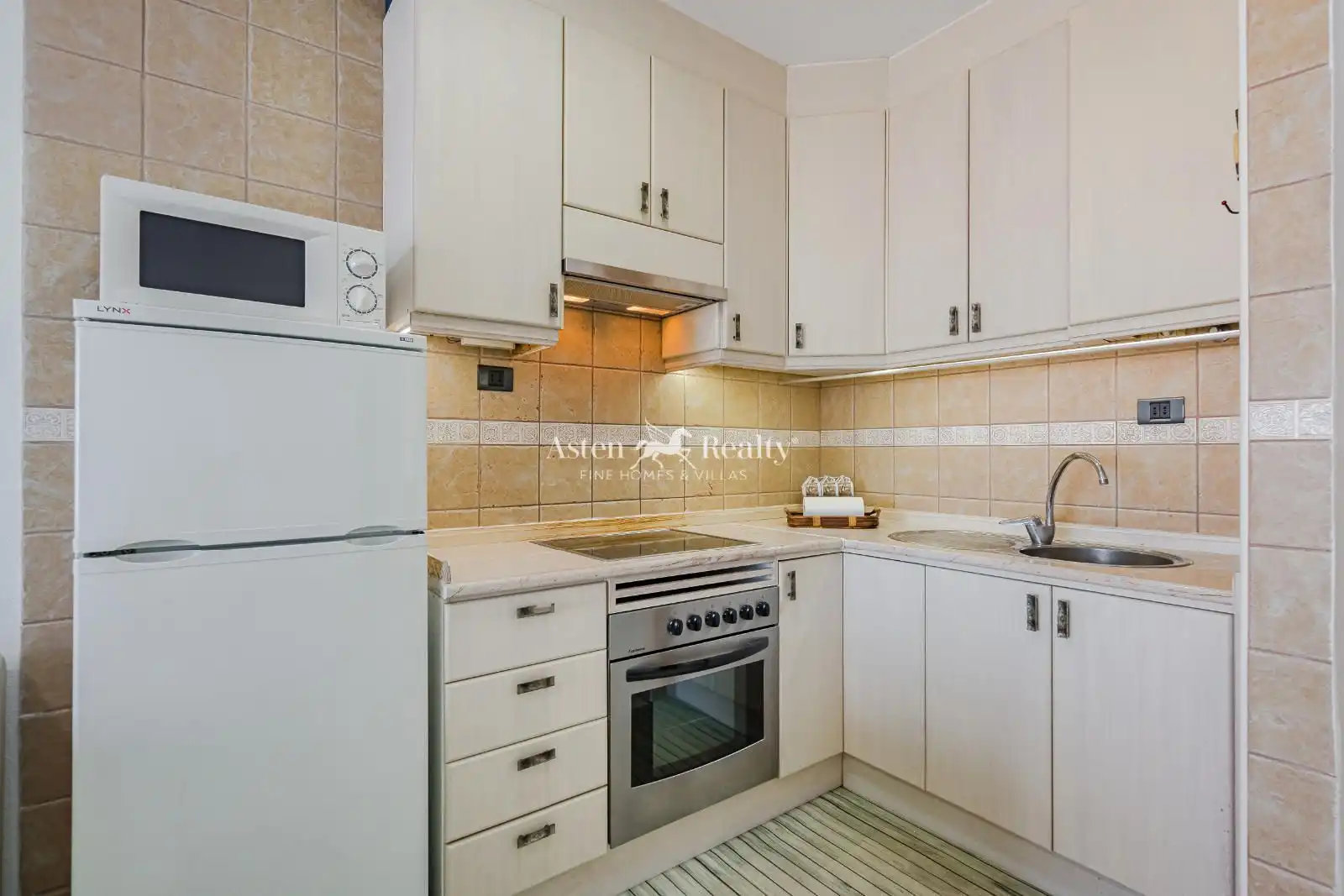Apartment with pool for sale in Los Ángeles, imagen 5