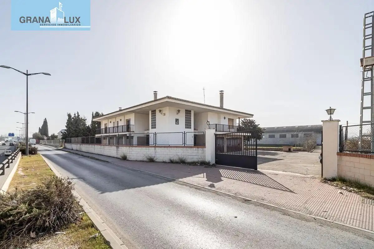 Casa rústica amb piscina en venda a Santa Fe, imagen 51