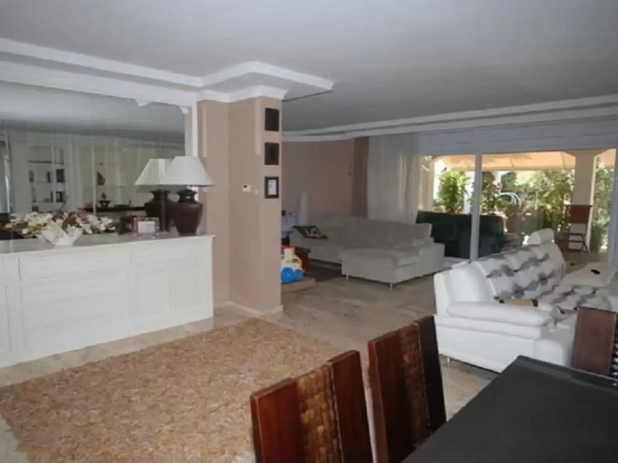 Detached house with pool to rent in Cap Blanc 10, imagen 6
