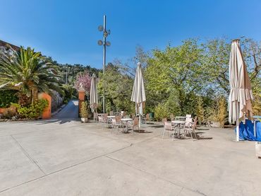 Casa rústica amb piscina en venda a Molins de Rei