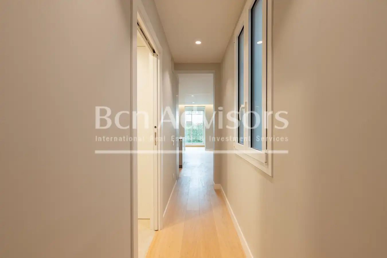 Piso con terraza en venta en Carrer de Bergara, imagen 13