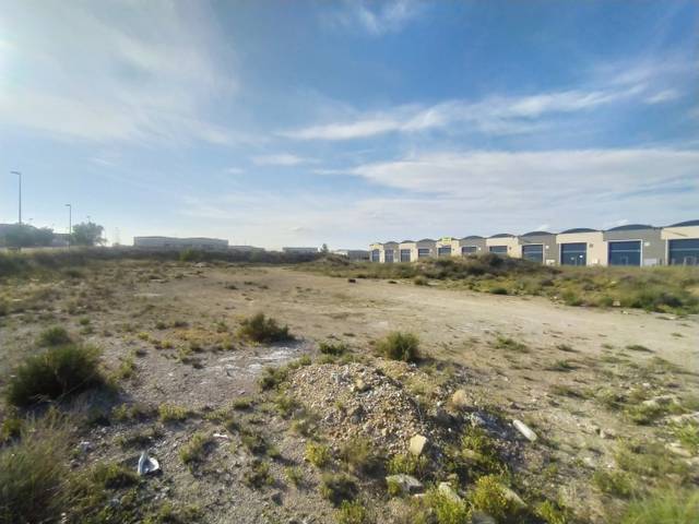 Terreno residencial en Venta en Calle AJEDREA CRT en Cartuja Baja