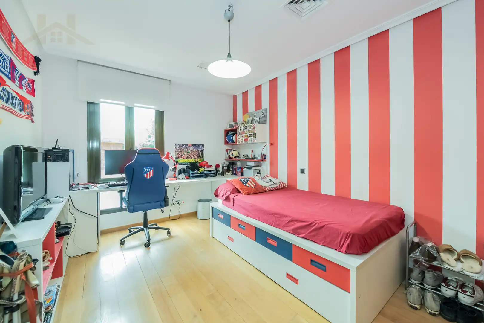 Habitación de Casa o chalet en venta en Colmenar Viejo con Terraza, Trastero y Amueblado