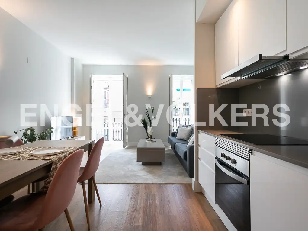Bedroom of Flat for sale in Valencia  with Air Conditioner, Heating and Storage room