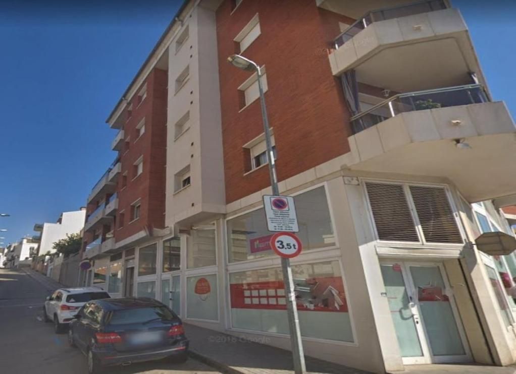 Vista exterior de Local de lloguer en Blanes