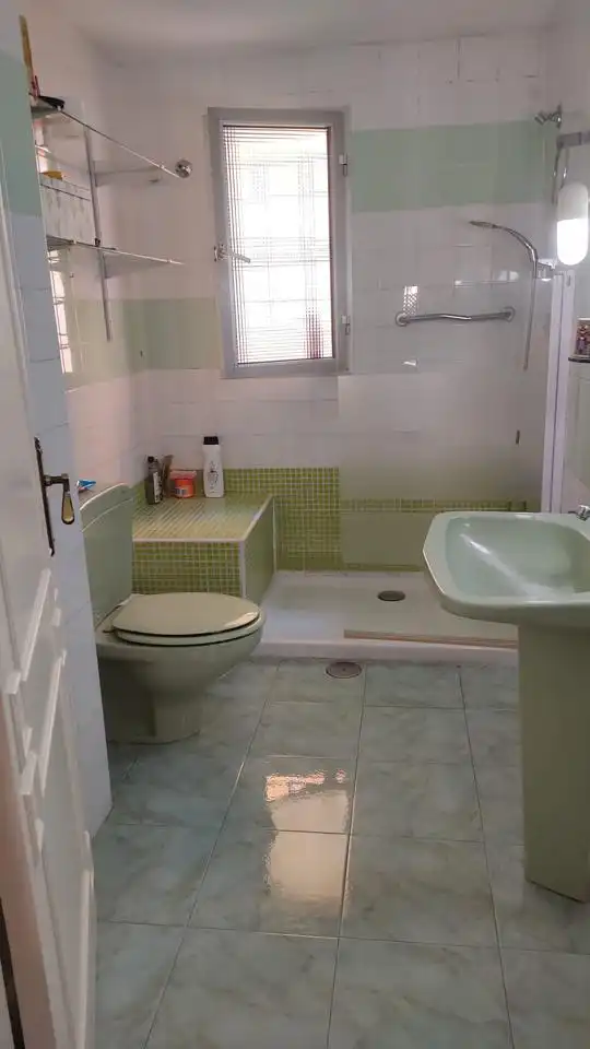 Planta baja de alquiler en Federico Mayo Gayarre, Amate