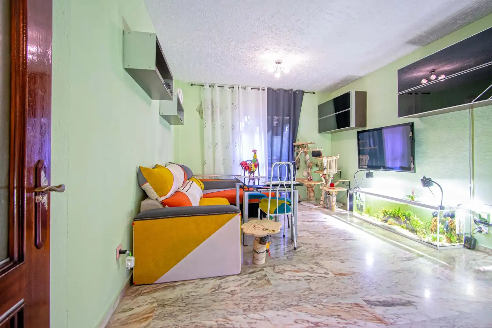 Living room of Flat for sale in Sevilla  with Terrace