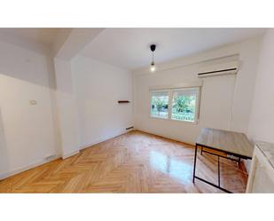 Bedroom of Flat to rent in  Madrid Capital  with Air Conditioner